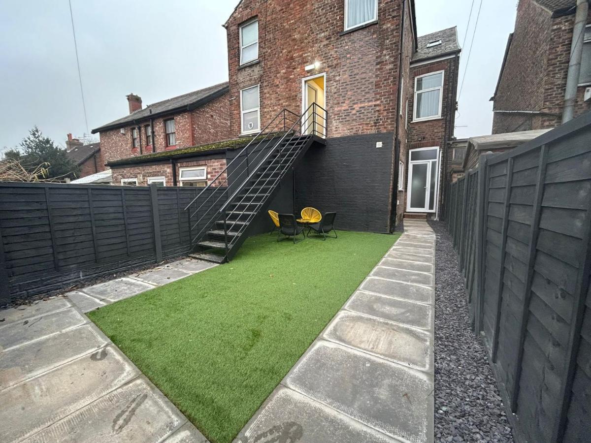 Super Stylish Apartment In Urmston Flat 3 Exterior foto